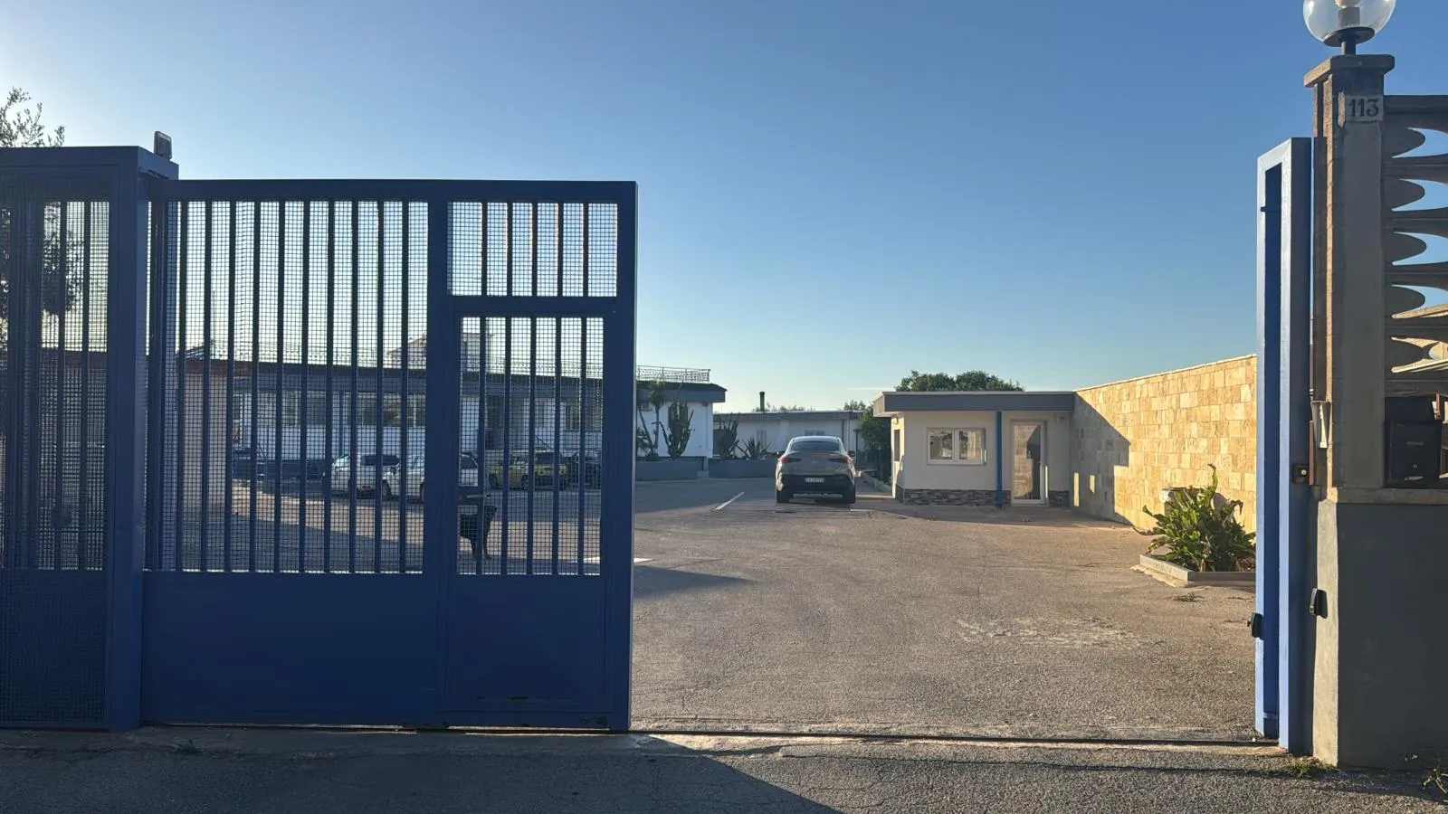 Noleggio auto Bari - Flotta LKW Rent